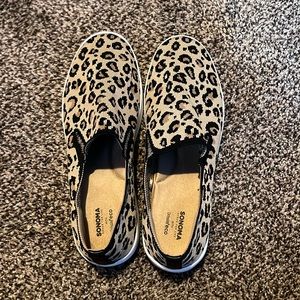 SONOMA Leopard print sneakers 🤎